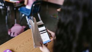 Los Angeles school board passes budget, limits screen time