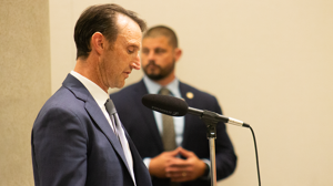 Oppenheimer’s grandson supports nuclear energy bill