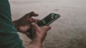 Lawmakers, policy groups react to social media warning suit