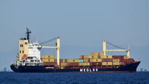 White House backs off hefty EU tariff threats, EU eliminates industrial tariffs