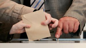 Maine residential Amazon delivery includes 250 election ballots, rice, plates Maine residential Amazon delivery includes 250 election ballots, rice, plates