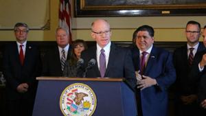 Illinois quick hits: Elections board splits on Harmon fine; busiest summer at O'Hare Illinois quick hits: Elections board splits on Harmon fine; busiest summer at O'Hare