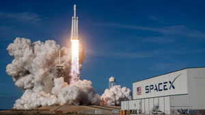 SpaceX launches record-breaking Falcon 9 flight SpaceX launches record-breaking Falcon 9 flight
