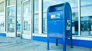 Illinois congresswoman critical of mail cutbacks as USPS runs low on funds